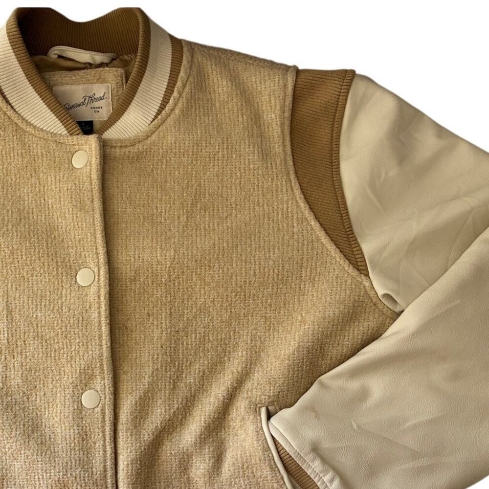 Universal Thread Womens Varsity Jacket Large Tan Cream Faux Leather Sleeves